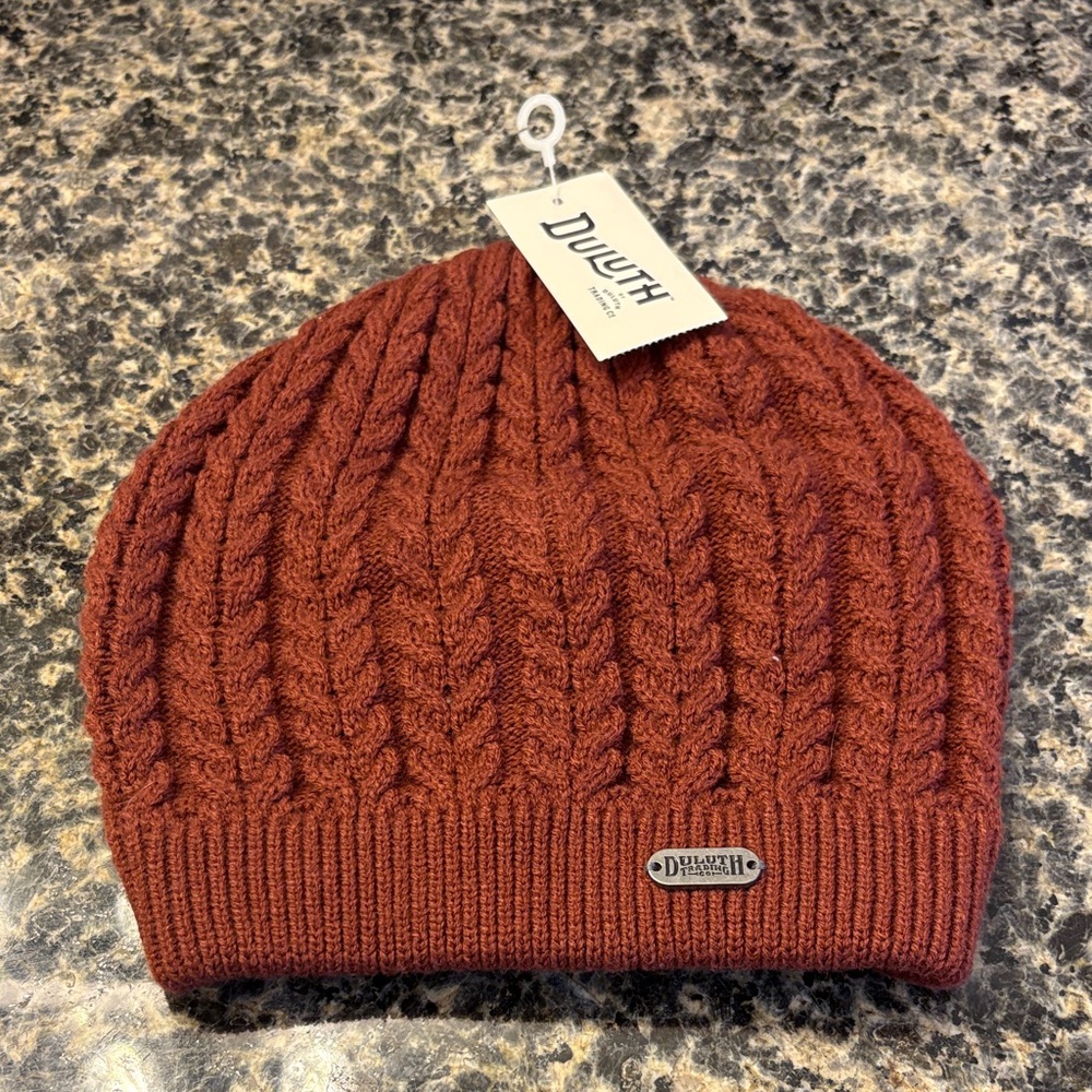 NWT Duluth Trading Co. Cable Knit Beanie
